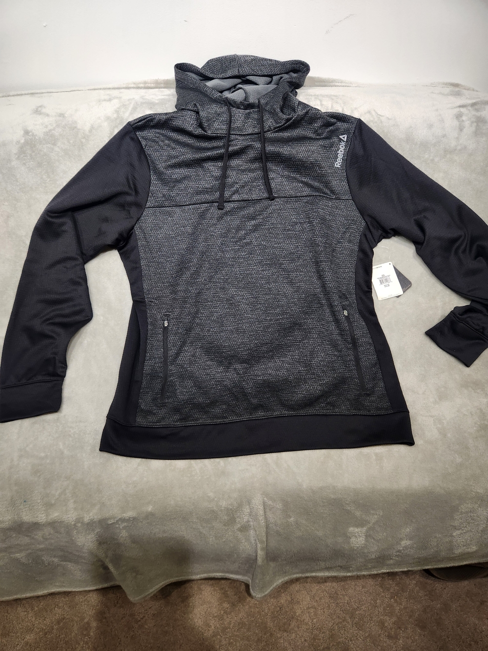 Reebok Men’s Black Heathered Crewneck Pullover Hoodie